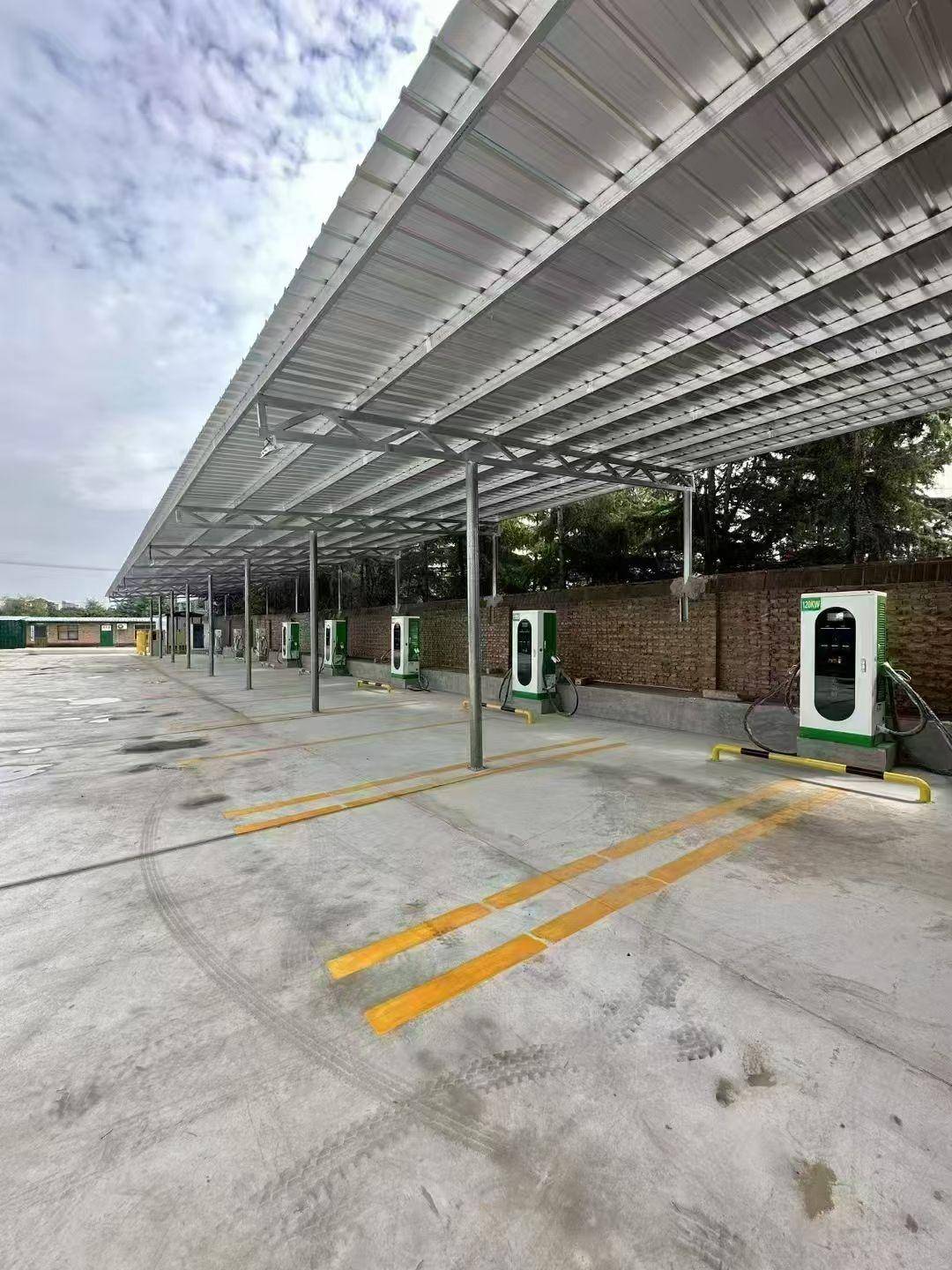 新能源充電樁廠家推薦 濟(jì)南恒成門業(yè)，直流/交流全覆蓋助力高效落地